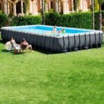 Intex 26374NP – Aufstellpool Ultra XTR Frame Rechteckig, Filterpumpe 10500 L/h, Leiter, Bodenplane und Abdeckplane, 54368 L, Stahl und PVC, Grau, 975x488x132 cm – Bild 9
